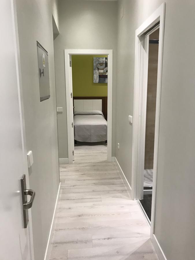 Apartamentos Apolo Madrid Kültér fotó